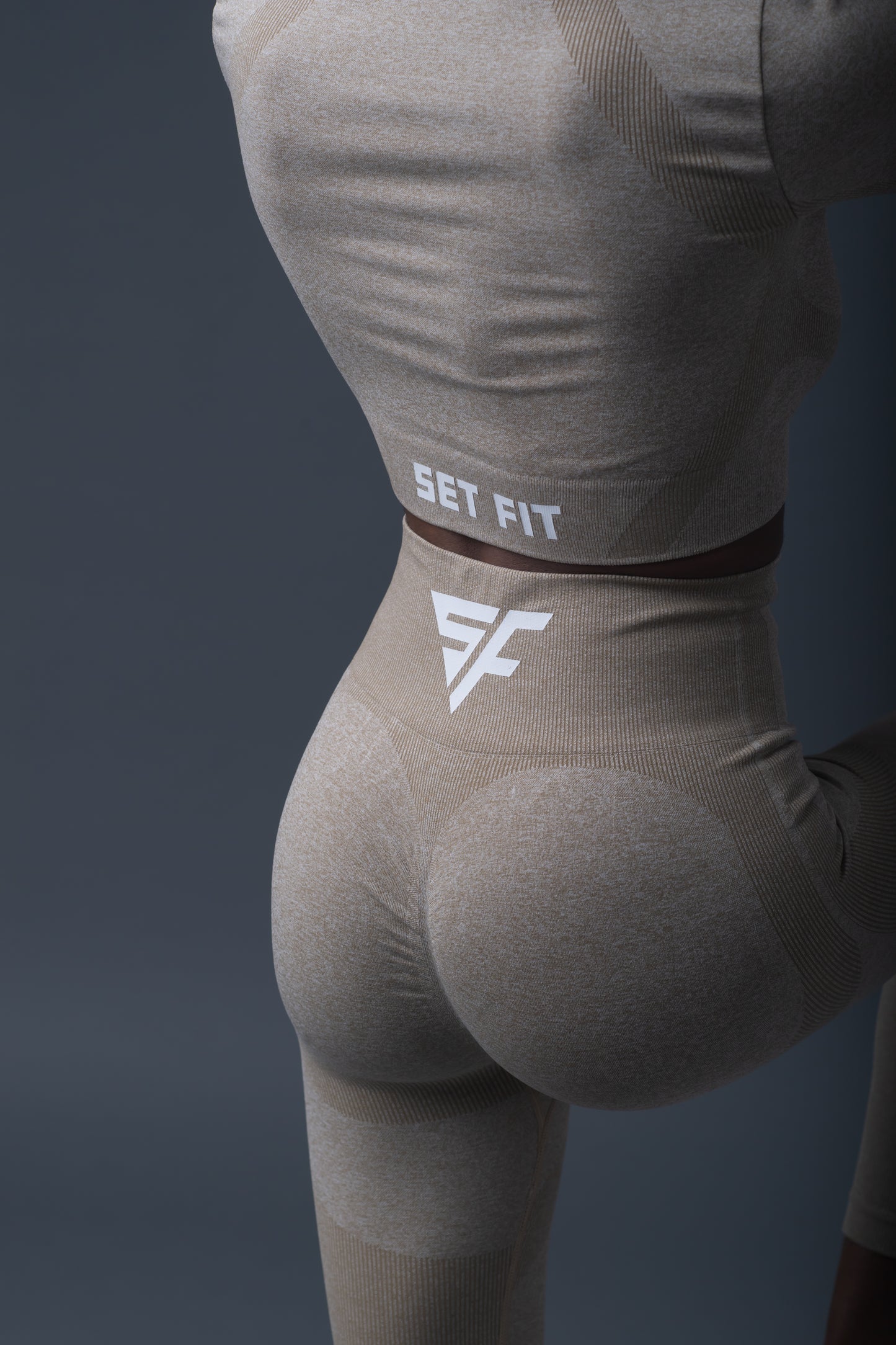 Set dama pantaloni + top sport Estera