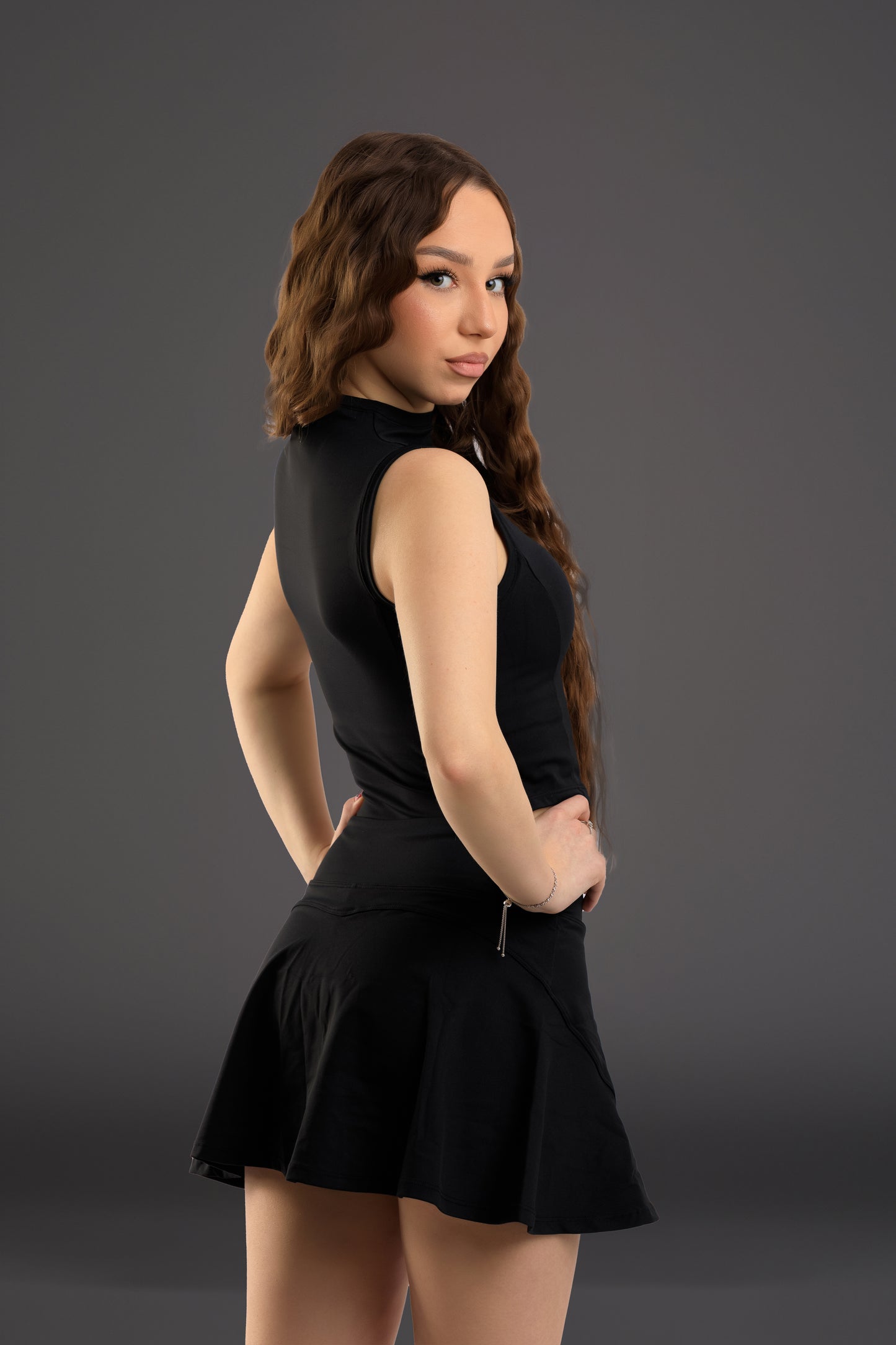 Set dama sport Vicky negru (fusta panatalon + maiou)