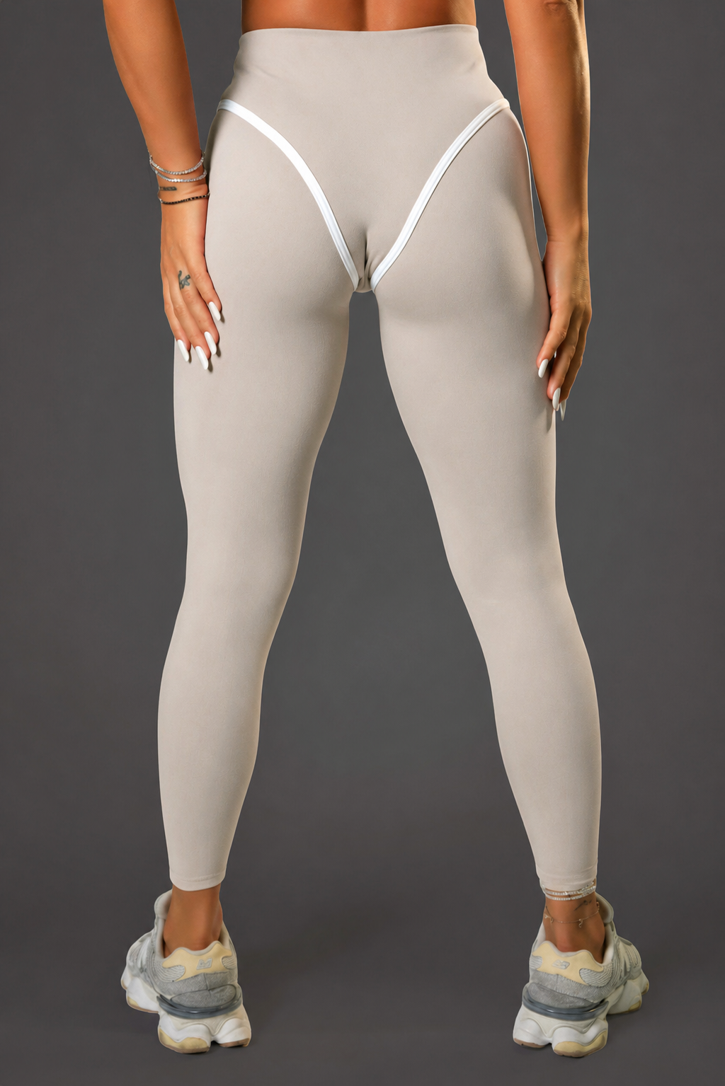 Set dama sport Zafira Sculpt (top+colanti) crem
