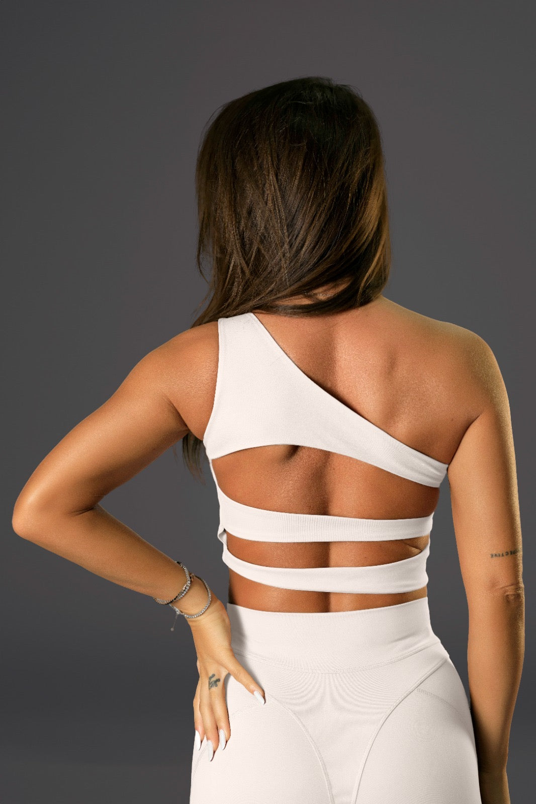 Set dama sport Asha Elevate ( top+ pantalon evazat) alb