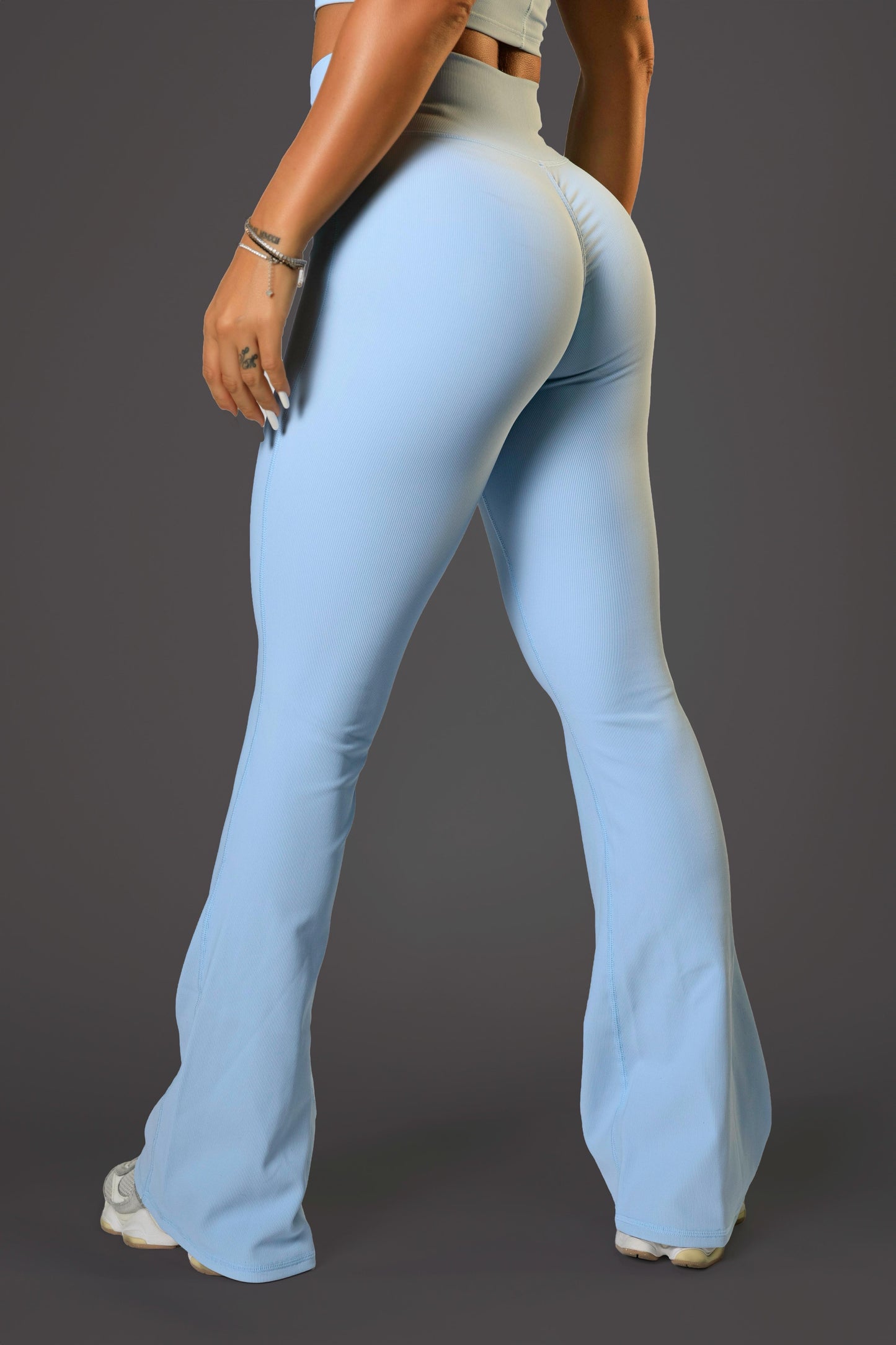 Set dama sport Aveline Soft ( top+colant evazat) blue