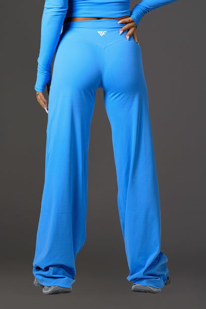 Set dama sport evazat Amelie (bluza+pantalon) ciel