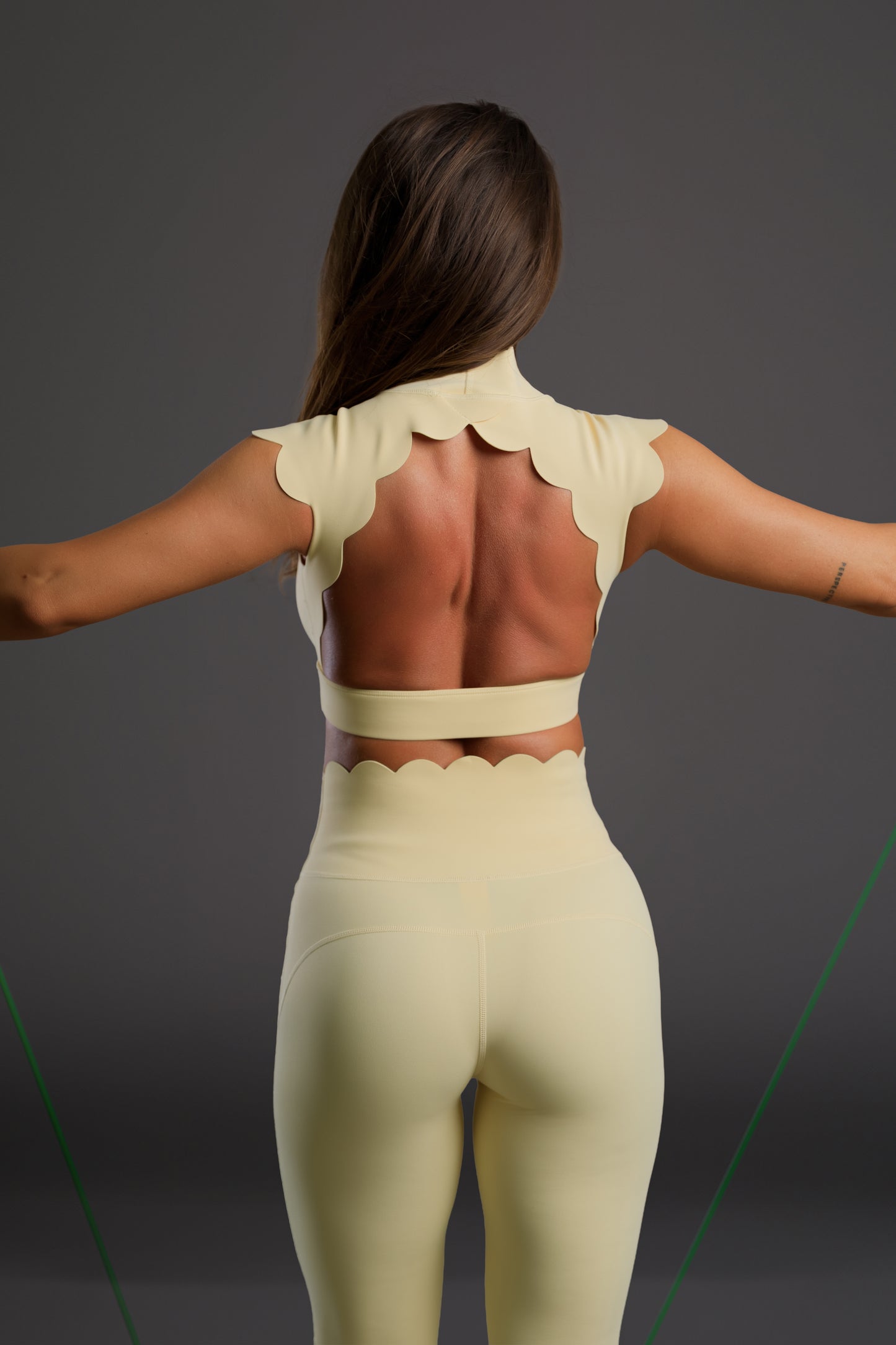 Set dama sport Brigitte (colanti + top) galben pai