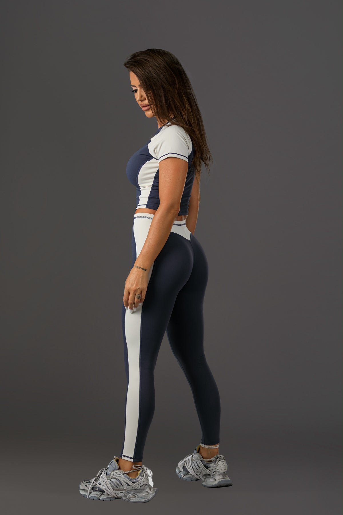 Set dama sport Vivienne (tricou+colant) gri