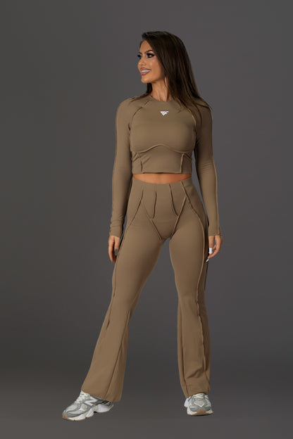 Set dama sport evazat Gia (top+pantalon) nude