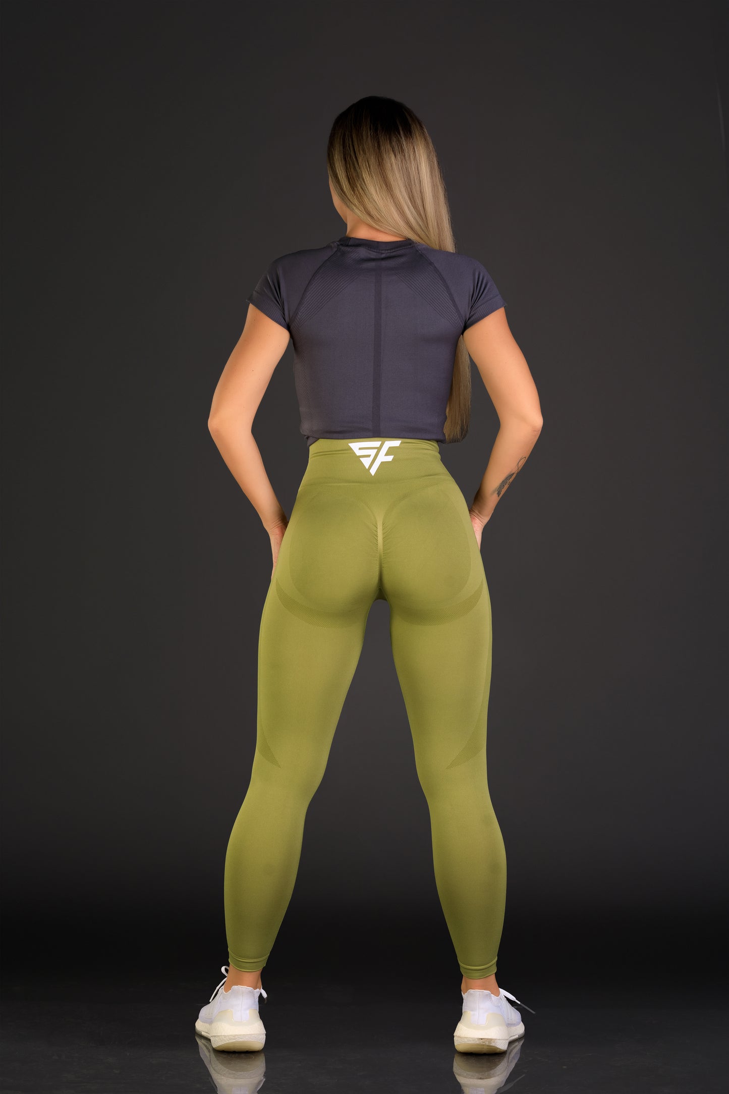 Tricou dama sport Vera gri