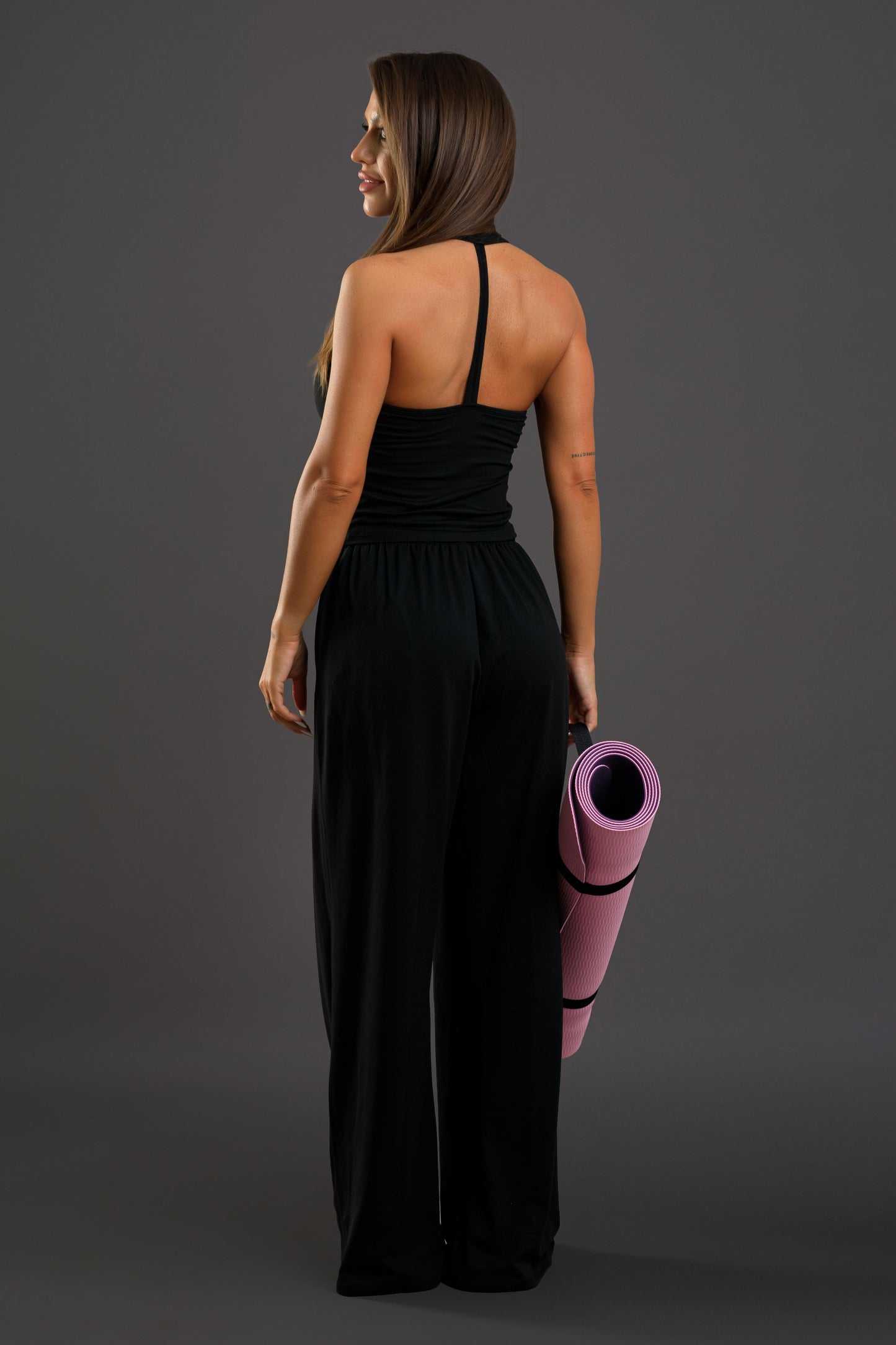 Set dama sport Malvina ( pantalon evazat + maiou) negru