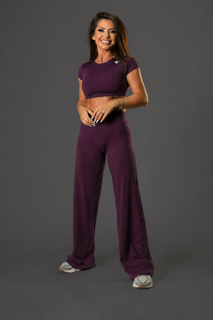 Set dama sport Naia Flex (top+ pantalon evazat) plum